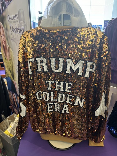 トランプに恩赦された元受刑者に突撃インタビュー！米極右団体代表