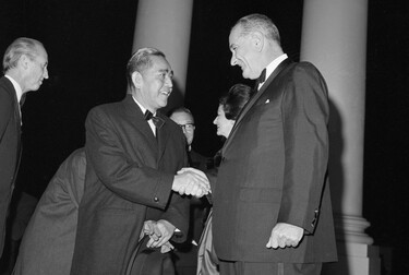 半世紀を経てもまだ戻らない「本当の沖縄」 『沖縄50年の憂鬱 新検証