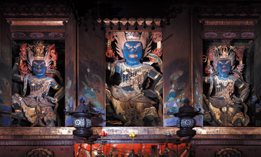 吉野山に伝わる日本最大の秘仏がご開帳 奈良県吉野町・金峯山寺2012年3