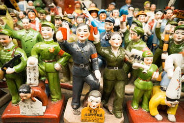 送料無料　珍品紅色収蔵　時代物紅軍八路軍人形　高さ12.5ｃｍ　中国古玩骨董 img_cf266cb8bd8b8614534f56336f