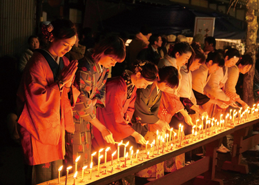 古風な町並みがろうそくの灯に包まれて 岐阜県飛騨市・古川町中心街